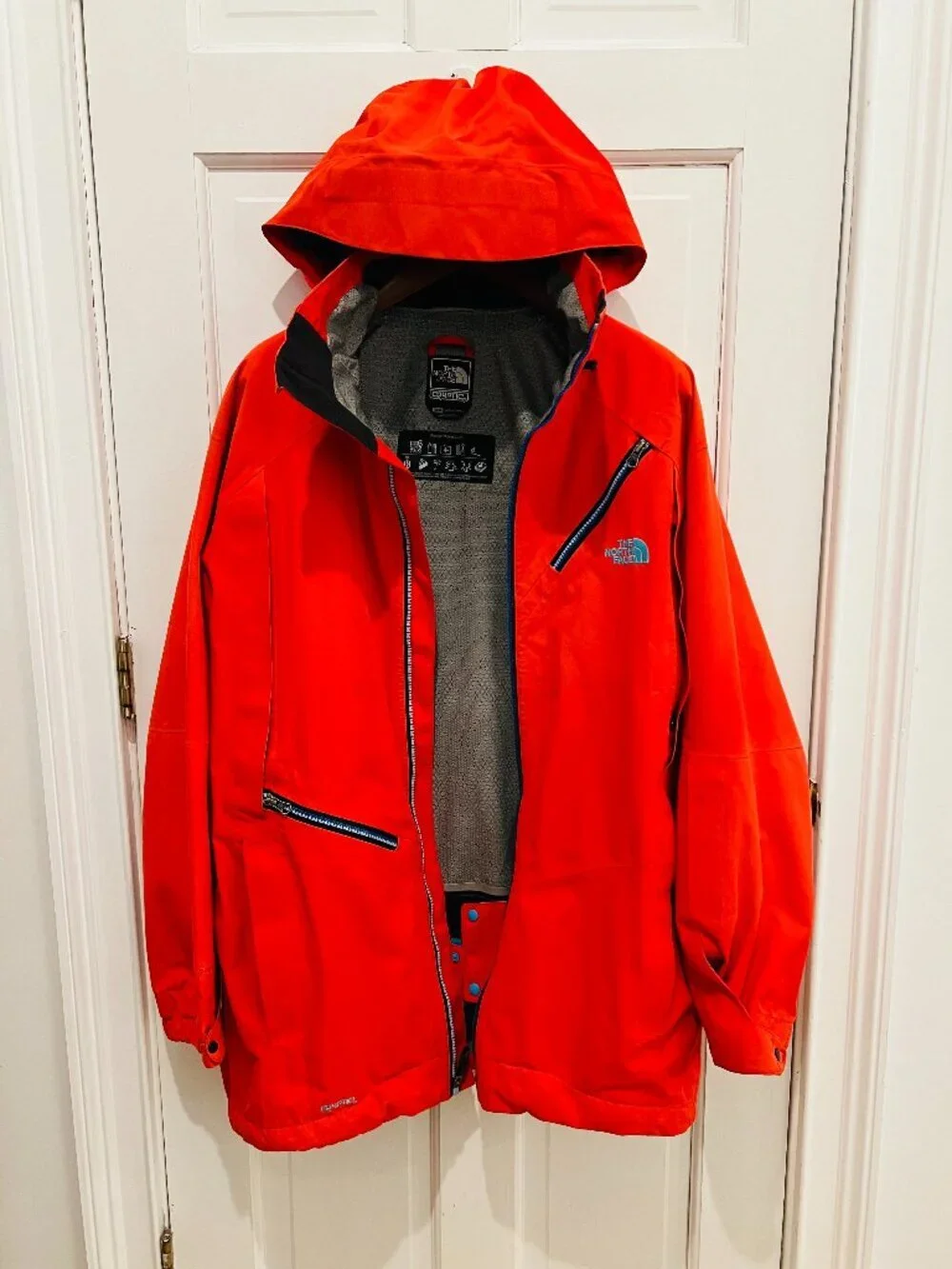 North Face Cryptic Decagon Jacket Flashlight RECCO Mens Red Ski Snow Technical M